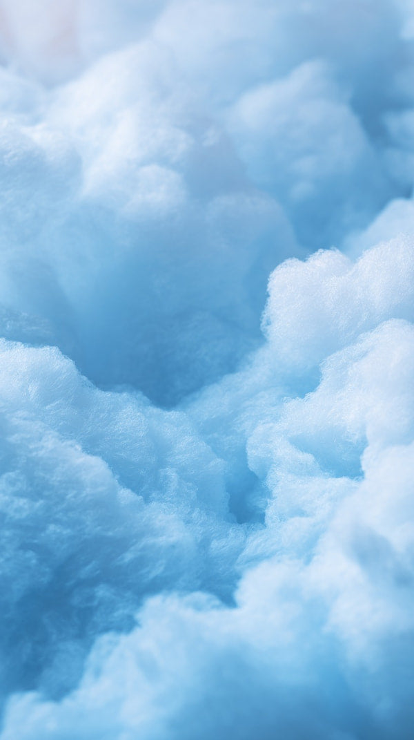 Fluffy White Clouds Against A Blue Sky — Stock Photo