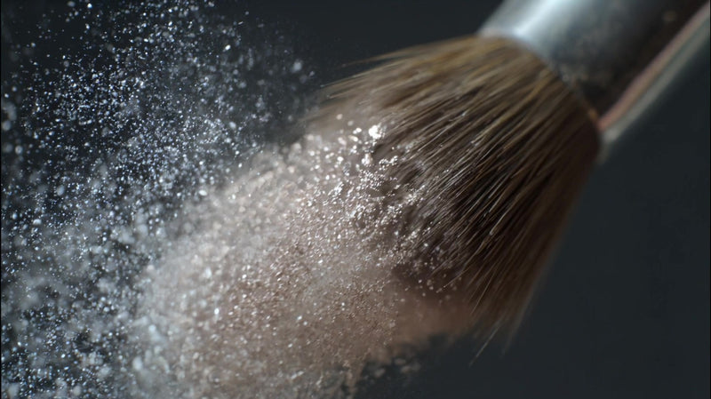 brush with powdered makeup - Stock Video