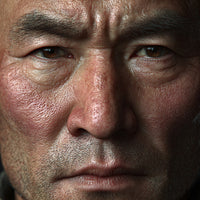A Close Up Portrait Of An Older Man With Deep Wrinkles On His Face Showcasing The Aging Process And The Passage Of Time — Stock Photo