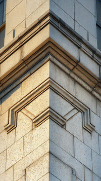 Architectural Detail On Building Corner — Stock Photo
