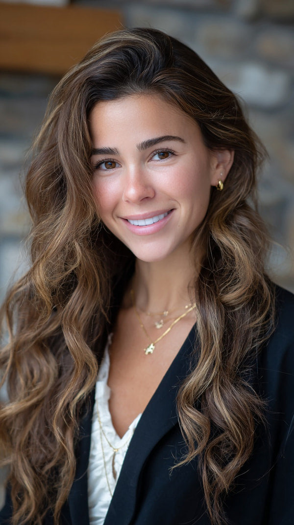 Long Haired Woman In Portrait — Stock Photo
