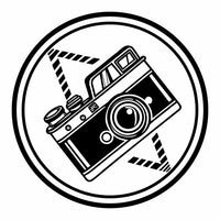 A Black And White Camera Icon With A Compass Rose Symbolizing Photography And Exploration — Stock Vector