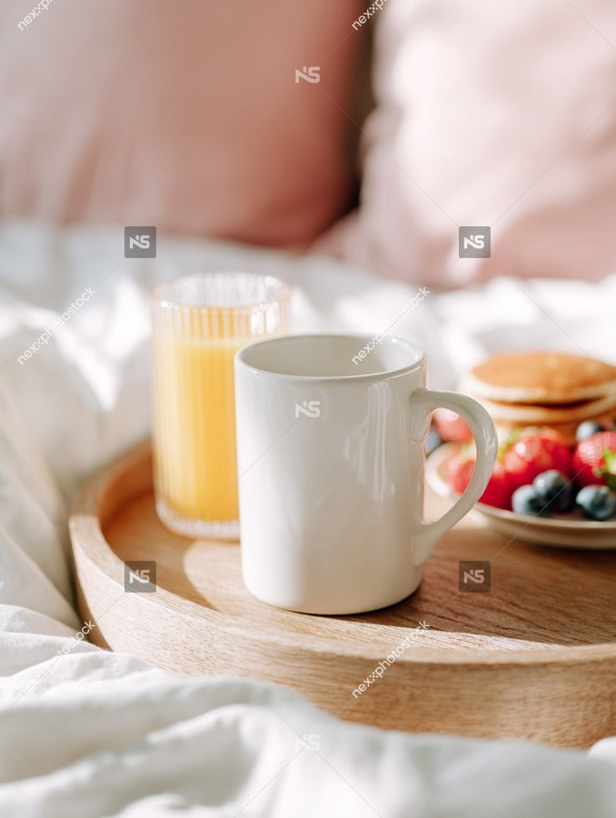 A Cozy Morning Breakfast Scene With A Tray Of Food And Drinks On A Bed — Stock Photo